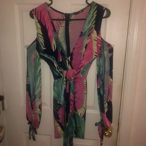 Fashion Nova, pink blue, yellow & turquoise, Large